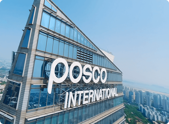 아몬드 글로벌 vs 종합상사: B2B 해외영업의 미래, 데이터 기반 수출 전략 완벽 비교